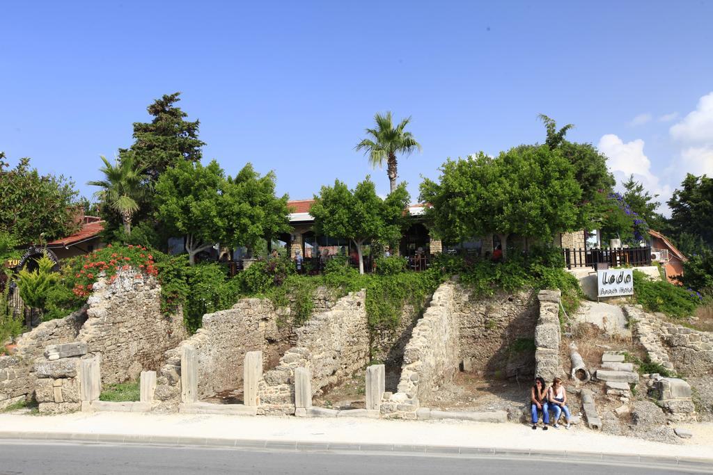 Leda Beach Hotel Sidé Extérieur photo
