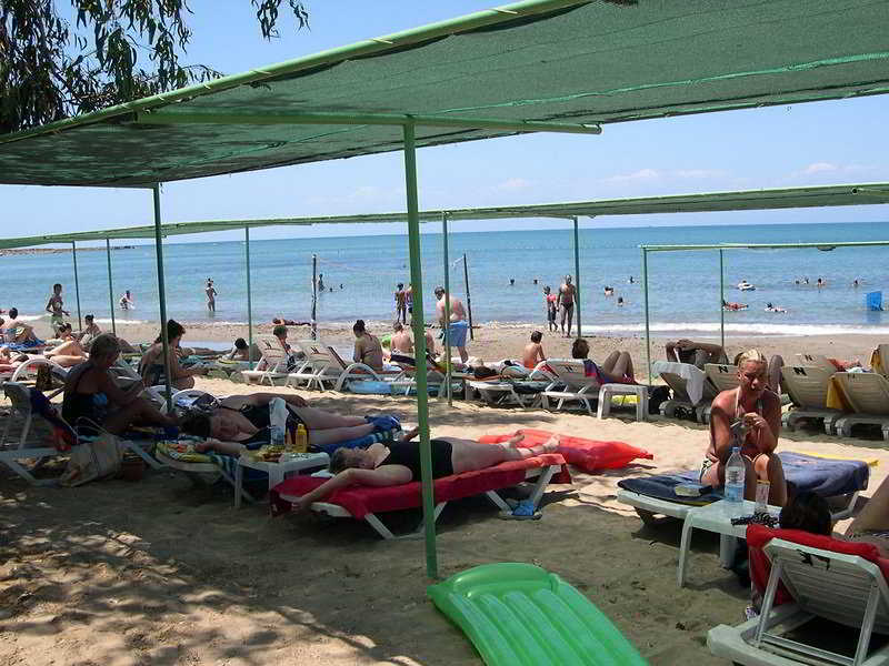 Leda Beach Hotel Sidé Extérieur photo